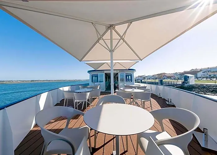 Costa Do Sal Hotel Boat Lounge